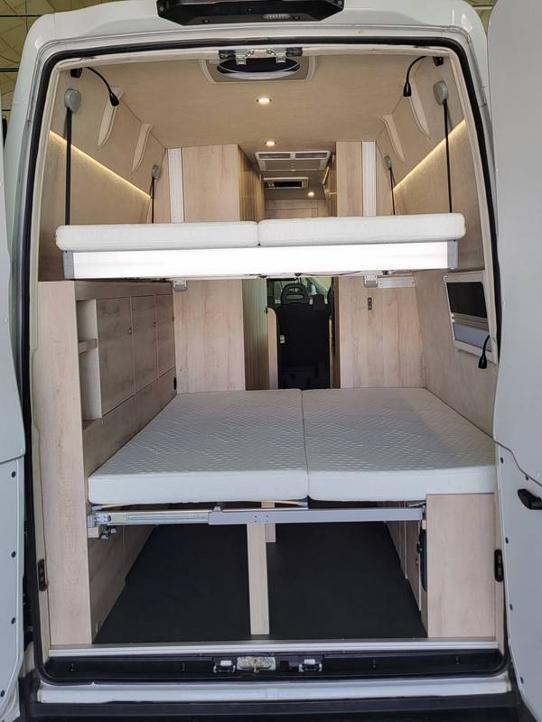 Glavna slika projekta IVECO DAILY za 5-člansko družino